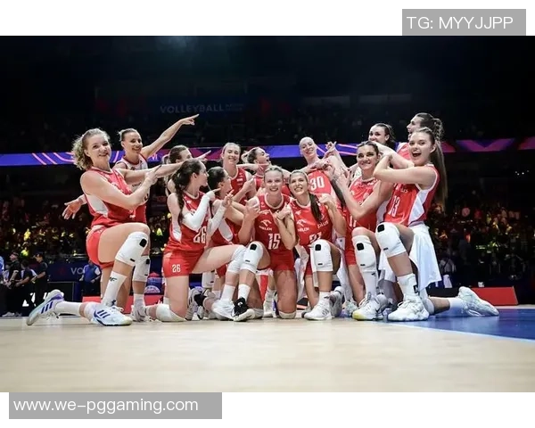 里约奥运会女排小组赛中国队与意大利队激战回顾与精彩瞬间分析